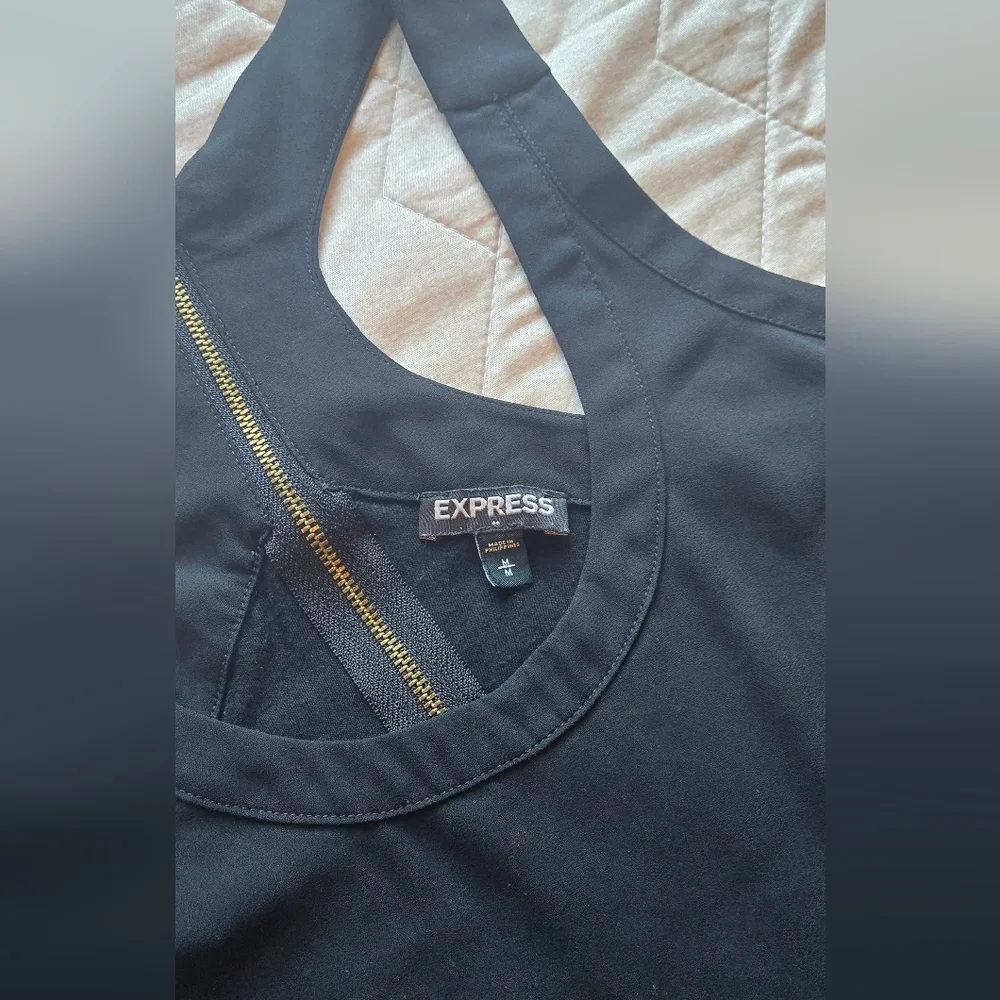Express Women's Elegant Black Tank Top (2b) - Picture 3 of 7